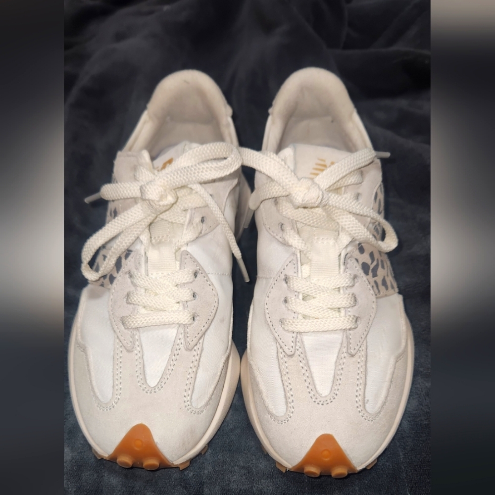 New Balance 327 Leopard *RARE*